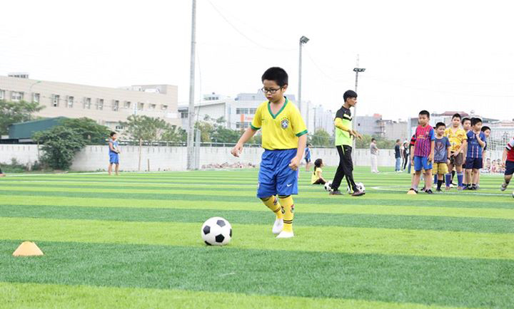 Re 150133_343855205802325_6562104125387485159_n