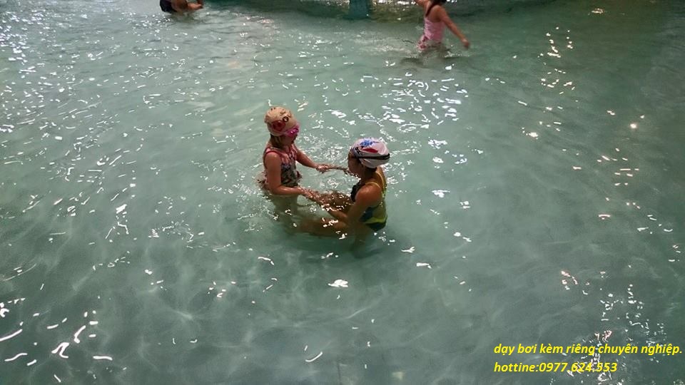 10956348_680192075441333_1157003426754591681_n