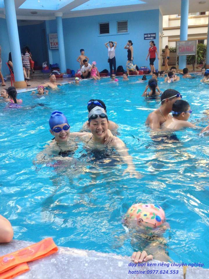 11647224_392264947643993_1525255218_n