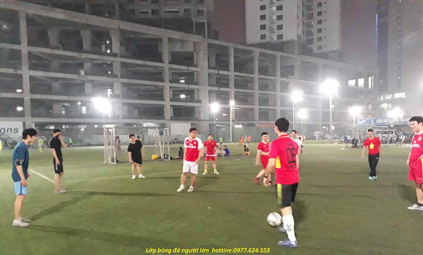 day-bong-da-nguoi-lon